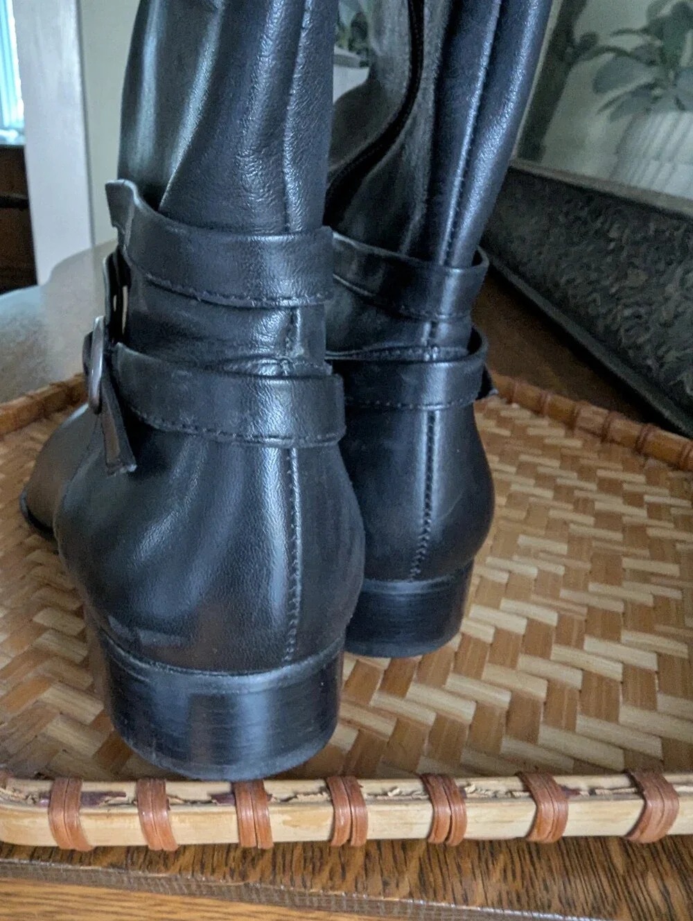 Matisse Presto Brazil 7.5 Black Leather upper Tall Pointed Toe Buckle Strap Boot